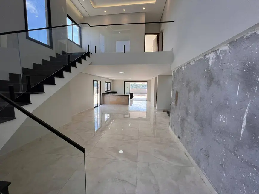 Foto 4 de Casa de Condomínio com 4 quartos à venda, 300m2 em Bom Jesus Dos Perdoes - SP