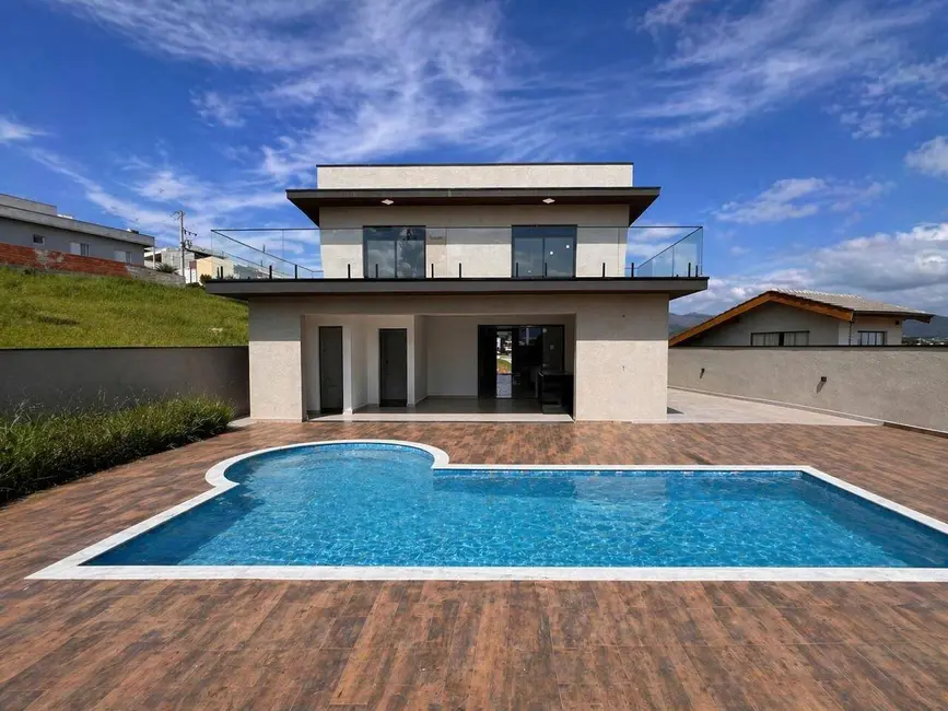 Foto 2 de Casa de Condomínio com 4 quartos à venda, 300m2 em Bom Jesus Dos Perdoes - SP