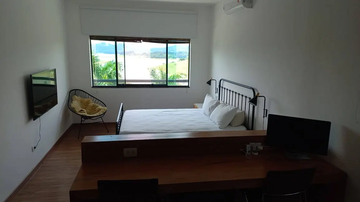 Foto 17 de Chácara à venda, 250m2 em Piracaia - SP