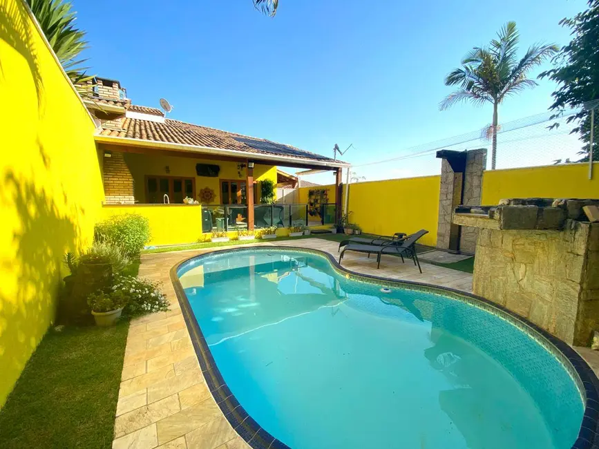 Foto 3 de Casa de Condomínio com 3 quartos à venda, 150m2 em Jardim Estância Brasil, Atibaia - SP