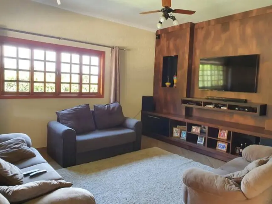 Foto 7 de Chácara com 3 quartos à venda, 2000m2 em Bom Jesus Dos Perdoes - SP