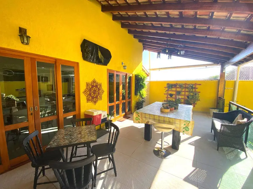 Foto 2 de Casa de Condomínio com 3 quartos à venda, 150m2 em Jardim Estância Brasil, Atibaia - SP