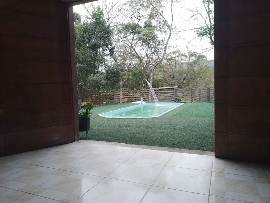 Foto 2 de Chácara com 4 quartos à venda, 200m2 em Mairipora - SP