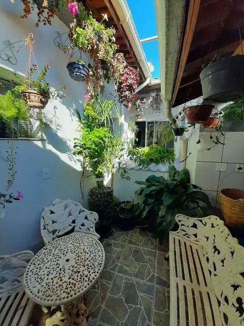 Foto 2 de Casa com 3 quartos à venda, 200m2 em Centro, Braganca Paulista - SP