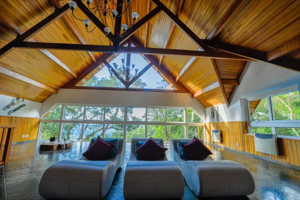 Foto 4 de Chácara com 7 quartos à venda, 1000m2 em Camanducaia - MG