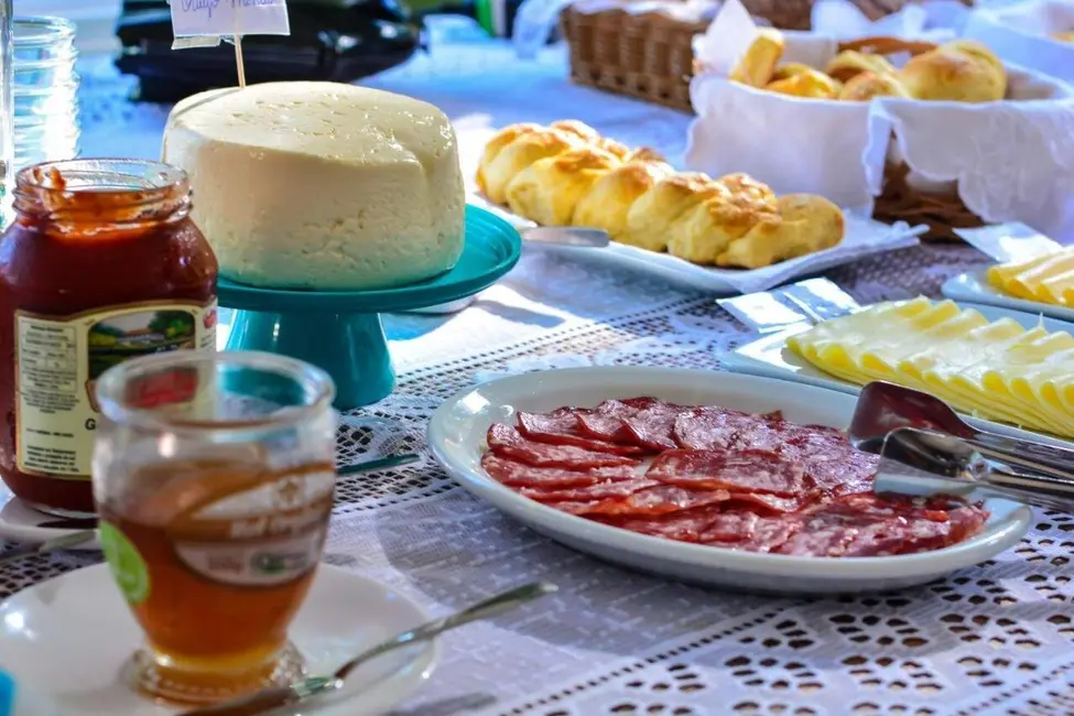 Foto 7 de Chácara com 7 quartos à venda, 1000m2 em Camanducaia - MG