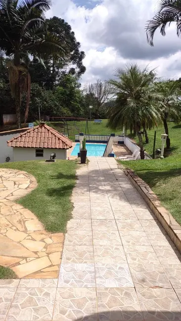 Foto 3 de Chácara com 9 quartos à venda, 222m2 em Mairipora - SP