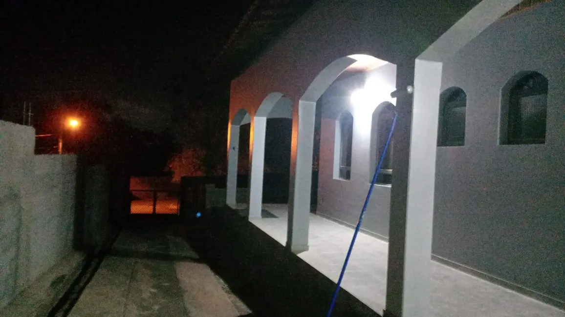 Foto 5 de Chácara com 4 quartos à venda, 300m2 em Bom Jesus Dos Perdoes - SP