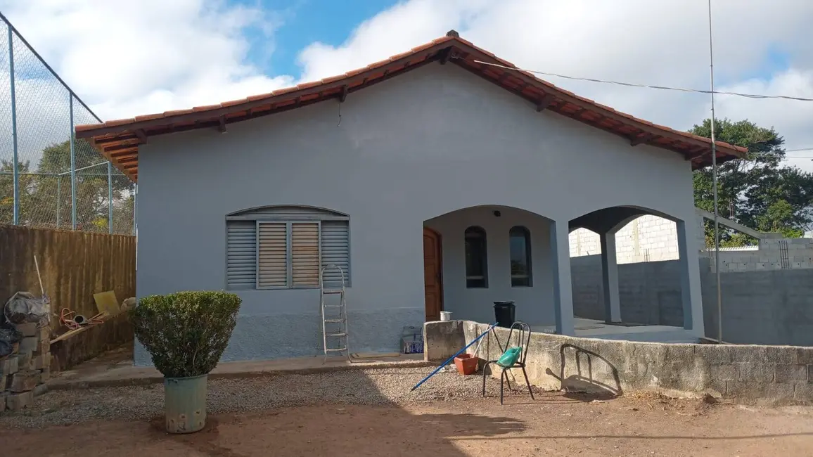 Foto 3 de Chácara com 4 quartos à venda, 300m2 em Bom Jesus Dos Perdoes - SP