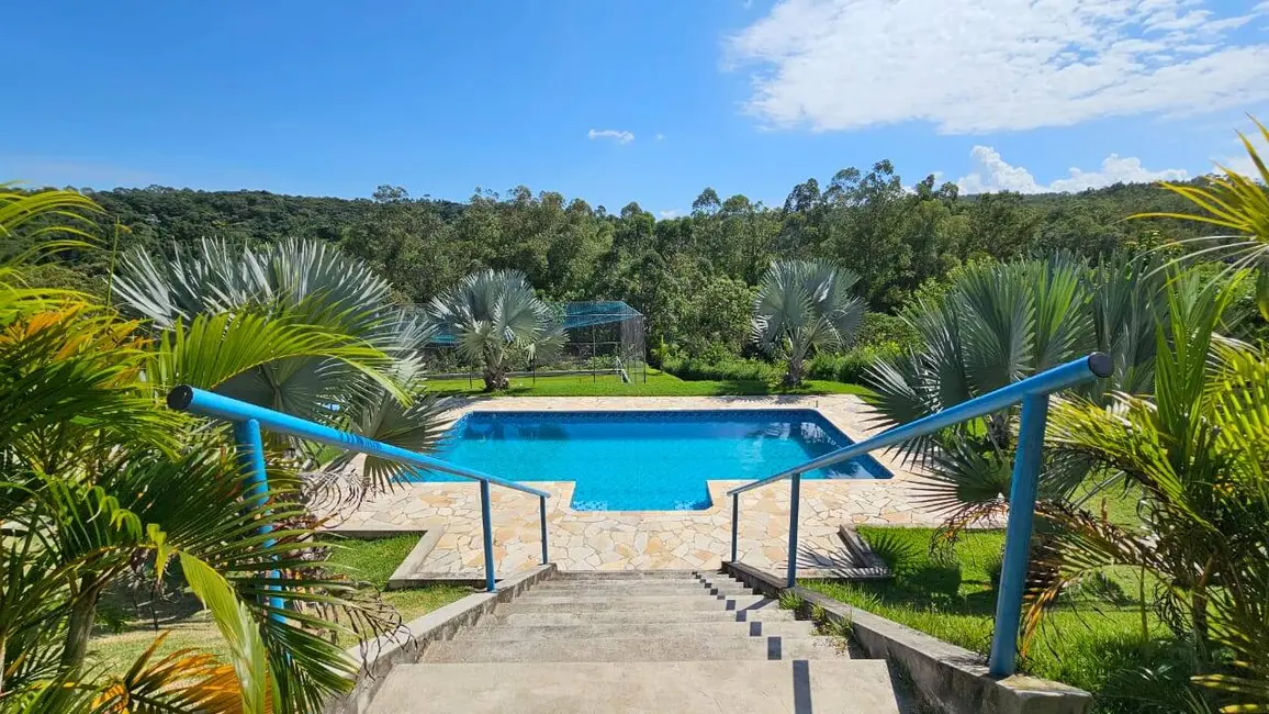 Foto 3 de Chácara com 3 quartos à venda, 300m2 em Pedra Bela - SP