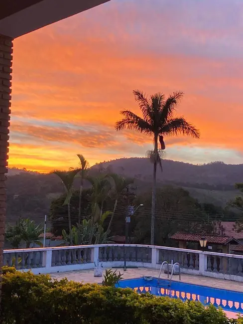 Foto 1 de Chácara com 3 quartos à venda, 250m2 em Nazare Paulista - SP