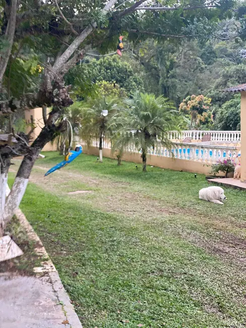 Chácara com 4 quartos à venda, 300m2 em Área Rural de Arujá, Aruja - SP - imagem 6 Foto 6 de Chácara com 4 quartos à venda, 300m2 em Área Rural de Arujá, Aruja - SP