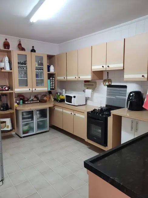 Casa de Condomínio com 3 quartos à venda, 832m2 em Condomínio Flamboyant-B, Atibaia - SP - imagem 3 Foto 3 de Casa de Condomínio com 3 quartos à venda, 832m2 em Condomínio Flamboyant-B, Atibaia - SP