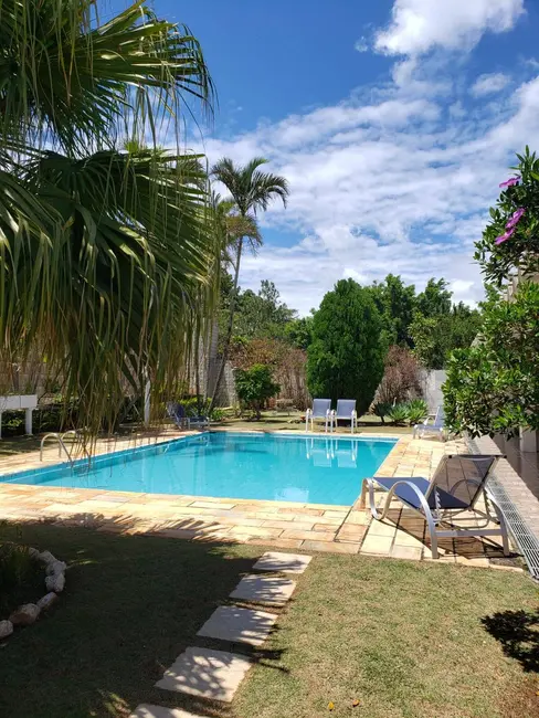 Casa de Condomínio com 3 quartos à venda, 832m2 em Condomínio Flamboyant-B, Atibaia - SP - imagem 1 Foto 1 de Casa de Condomínio com 3 quartos à venda, 832m2 em Condomínio Flamboyant-B, Atibaia - SP