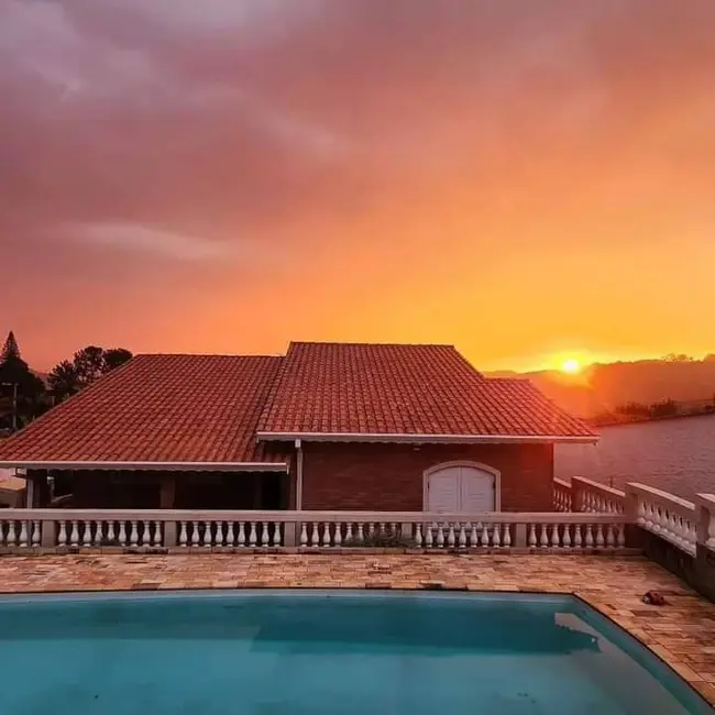 Foto 1 de Chácara com 4 quartos à venda, 273m2 em Condomínio Residencial Água Verde, Atibaia - SP