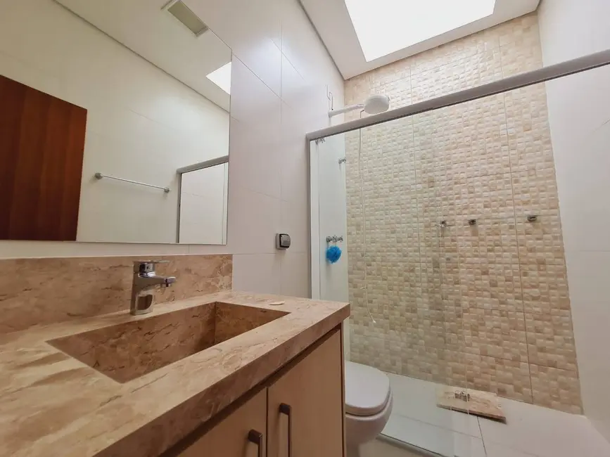 Foto 3 de Casa de Condomínio com 3 quartos à venda, 200m2 em Condomínio Villa Real de Bragança, Braganca Paulista - SP