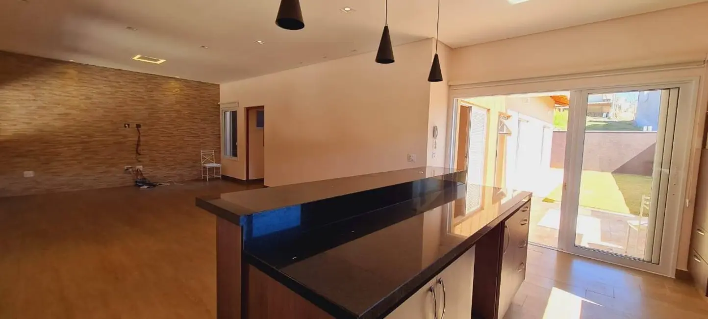 Foto 4 de Casa de Condomínio com 3 quartos à venda, 200m2 em Condomínio Villa Real de Bragança, Braganca Paulista - SP