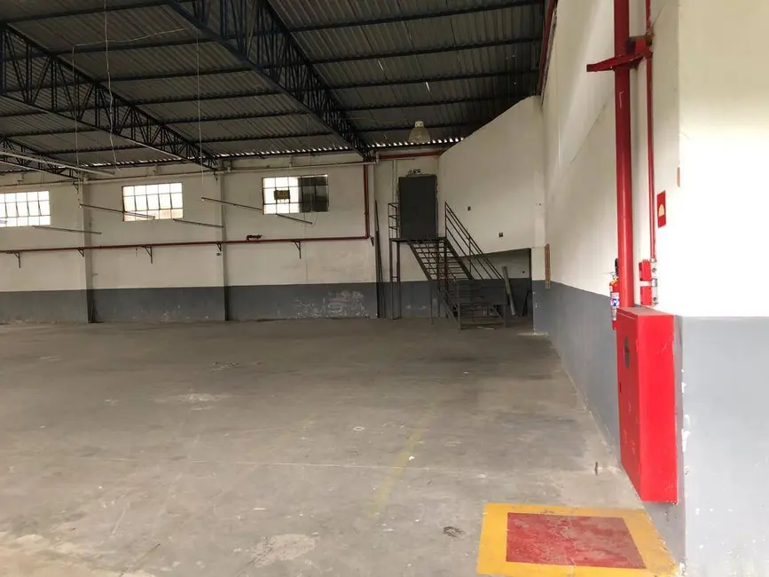 Armazém / Galpão para alugar, 1442m2 em Pólo Industrial, Franco Da Rocha - SP - imagem 8 Foto 8 de Armazém / Galpão para alugar, 1442m2 em Pólo Industrial, Franco Da Rocha - SP