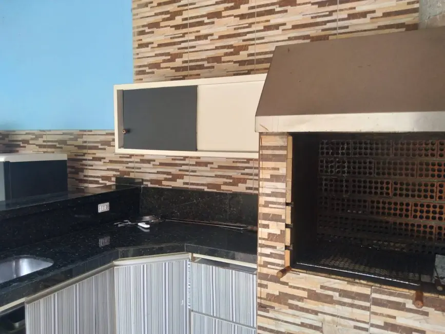 Foto 3 de Chácara com 8 quartos à venda, 250m2 em Mairipora - SP