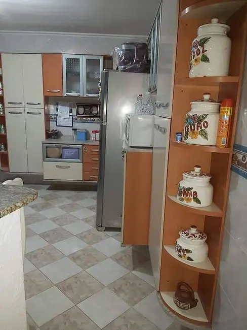 Foto 7 de Casa de Condomínio com 4 quartos à venda, 250m2 em Jardim Shangri-Lá, Atibaia - SP