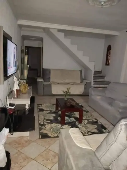 Foto 3 de Casa de Condomínio com 4 quartos à venda, 250m2 em Jardim Shangri-Lá, Atibaia - SP