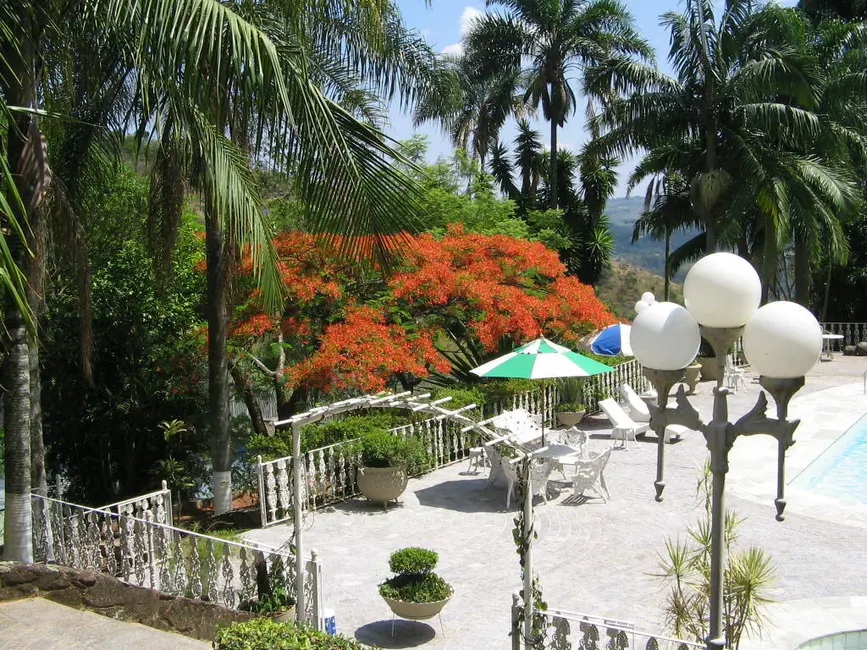 Chácara com 8 quartos à venda, 10000m2 em Lopes, Valinhos - SP - imagem 2 Foto 2 de Chácara com 8 quartos à venda, 10000m2 em Lopes, Valinhos - SP