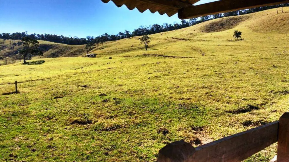 Foto 9 de Fazenda / Haras com 3 quartos à venda, 100m2 em Cambui - MG