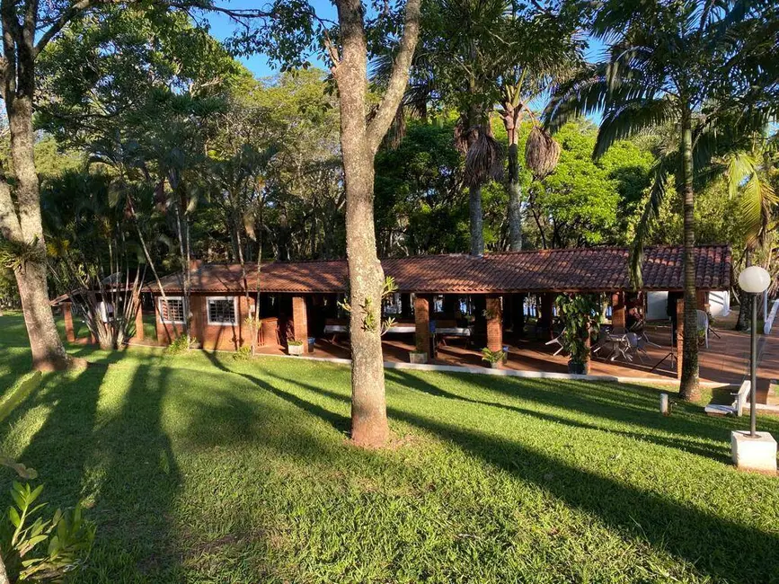 Foto 4 de Fazenda / Haras à venda, 300m2 em Centro, Aguas De Santa Barbara - SP