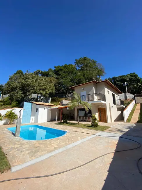 Foto 1 de Chácara com 4 quartos à venda, 150m2 em Mairipora - SP