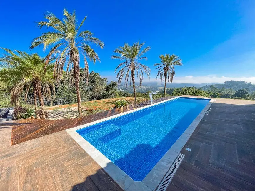 Foto 3 de Chácara com 3 quartos à venda, 140m2 em Jardim Estância Brasil, Atibaia - SP