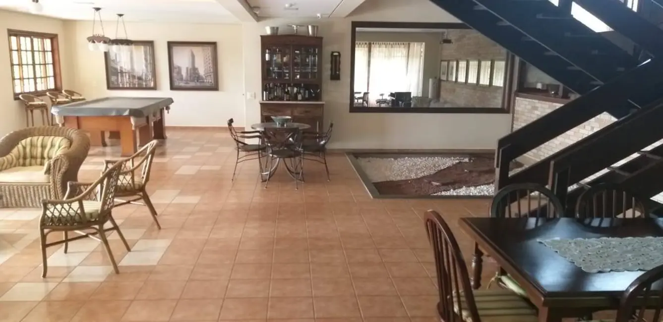 Foto 8 de Chácara com 6 quartos à venda, 600m2 em Piracaia - SP