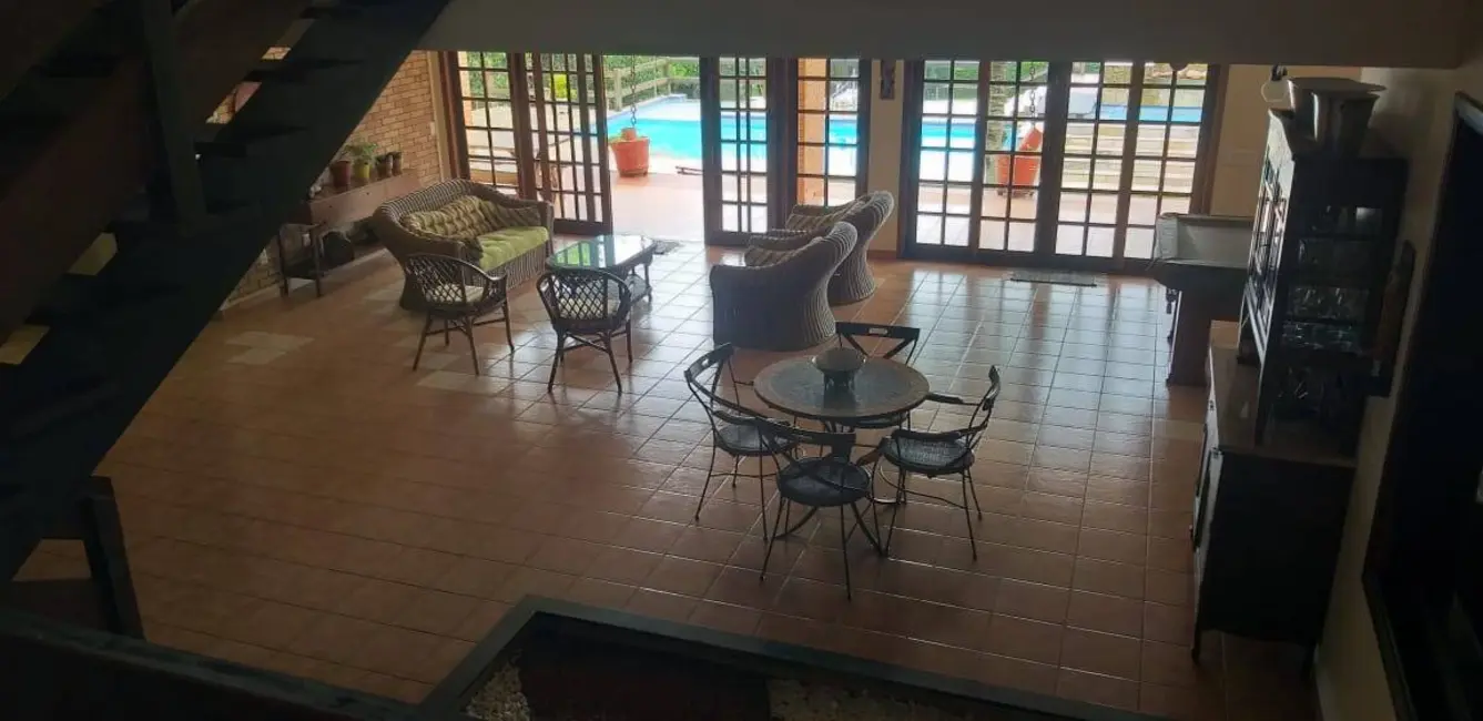Foto 6 de Chácara com 6 quartos à venda, 600m2 em Piracaia - SP
