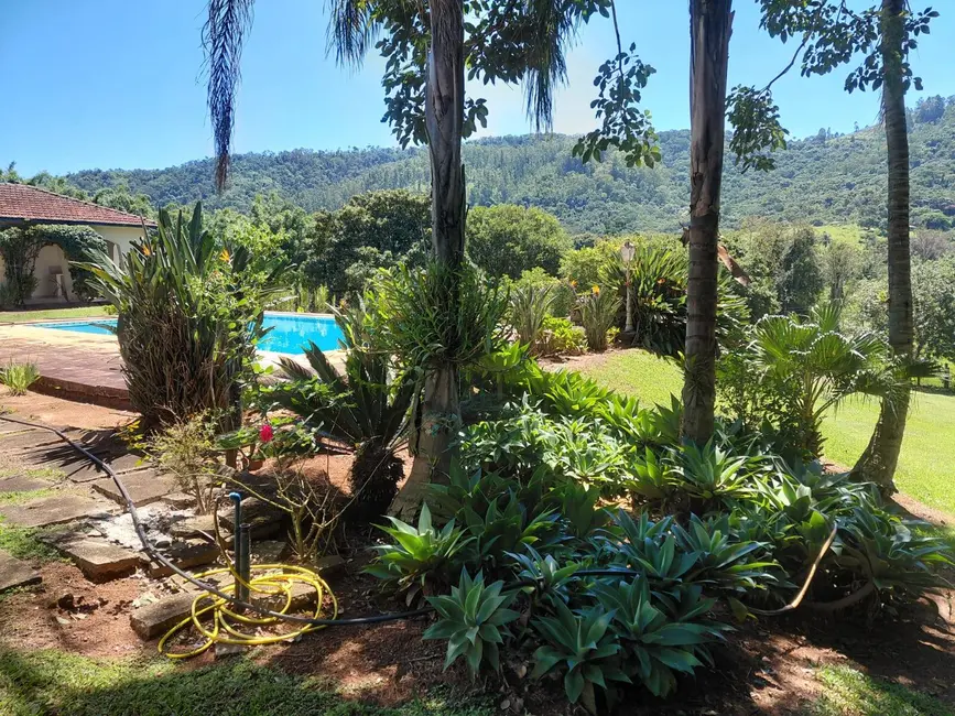 Foto 5 de Sítio / Rancho com 7 quartos à venda, 9m2 em Araras dos Mori, Braganca Paulista - SP