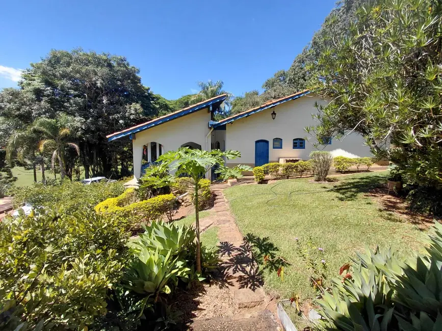 Foto 6 de Sítio / Rancho com 7 quartos à venda, 9m2 em Araras dos Mori, Braganca Paulista - SP