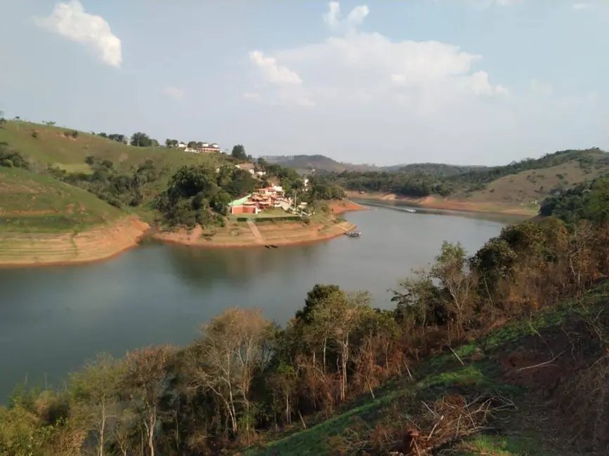 Terreno / Lote à venda, 8000m2 em Igarata - SP - imagem 4 Foto 4 de Terreno / Lote à venda, 8000m2 em Igarata - SP