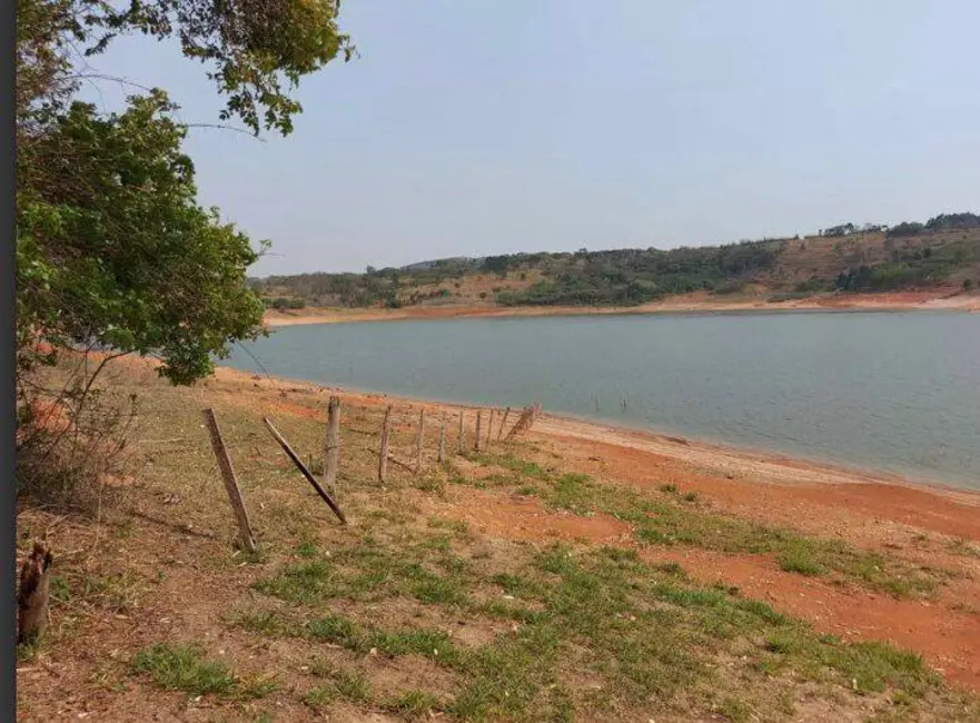 Foto 1 de Chácara com 4 quartos à venda, 400m2 em Vargem - SP