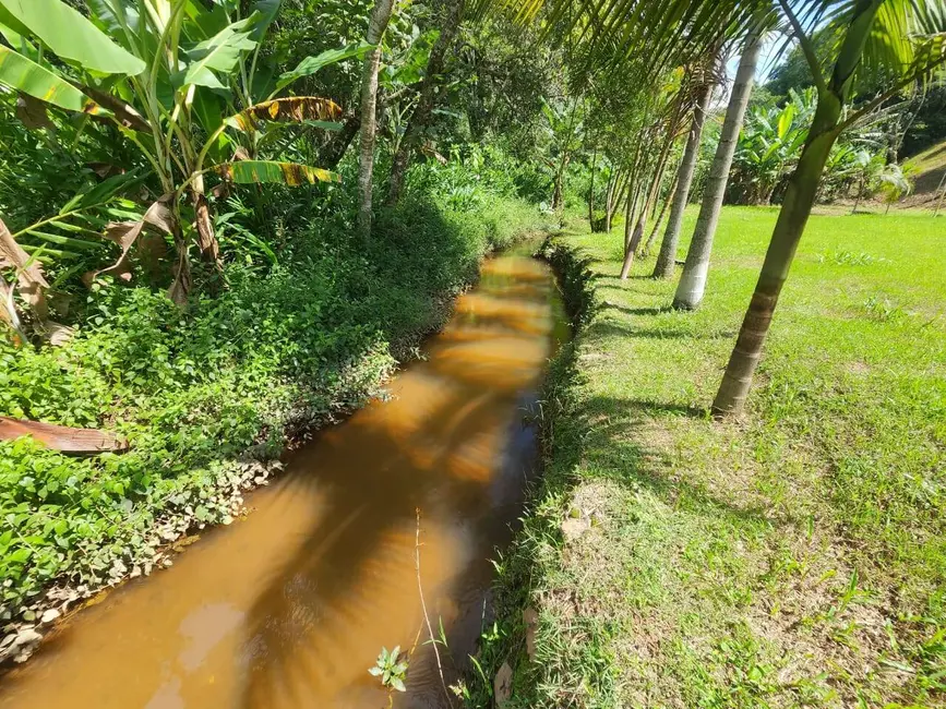 Foto 2 de Chácara com 3 quartos à venda, 120m2 em Nazare Paulista - SP