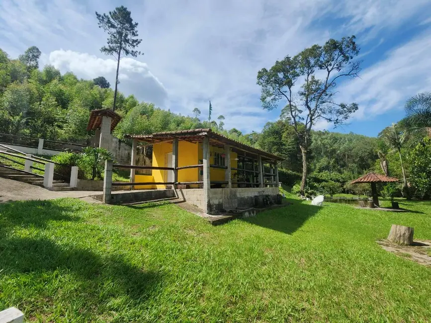 Foto 3 de Chácara com 3 quartos à venda, 120m2 em Nazare Paulista - SP
