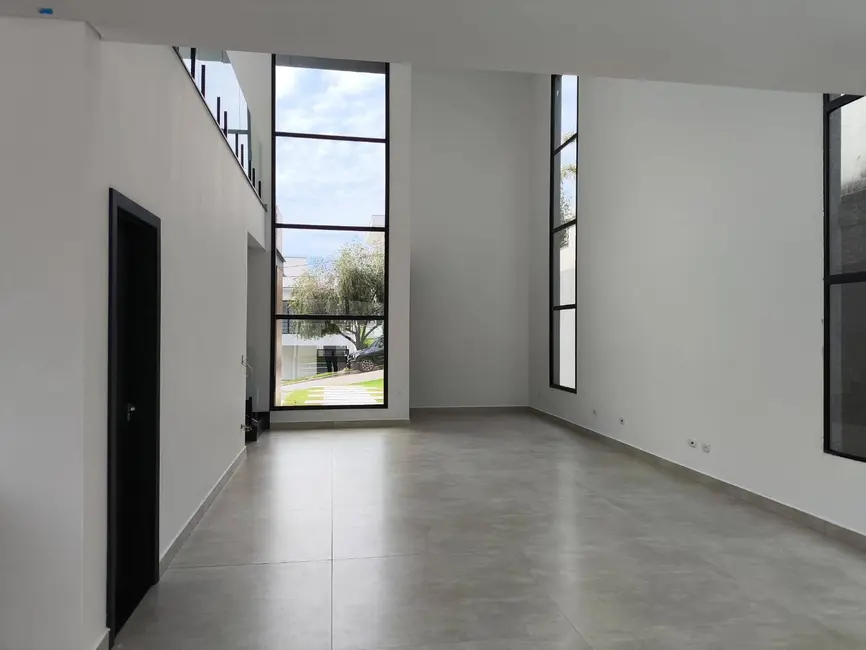 Casa de Condomínio com 4 quartos à venda, 299m2 em Condomínio Residencial Reserva Ecológica Atibaia, Atibaia - SP - imagem 5 Foto 5 de Casa de Condomínio com 4 quartos à venda, 299m2 em Condomínio Residencial Reserva Ecológica Atibaia, Atibaia - SP