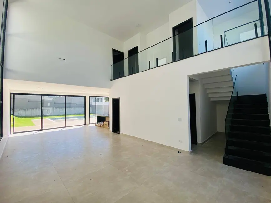 Casa de Condomínio com 4 quartos à venda, 299m2 em Condomínio Residencial Reserva Ecológica Atibaia, Atibaia - SP - imagem 3 Foto 3 de Casa de Condomínio com 4 quartos à venda, 299m2 em Condomínio Residencial Reserva Ecológica Atibaia, Atibaia - SP