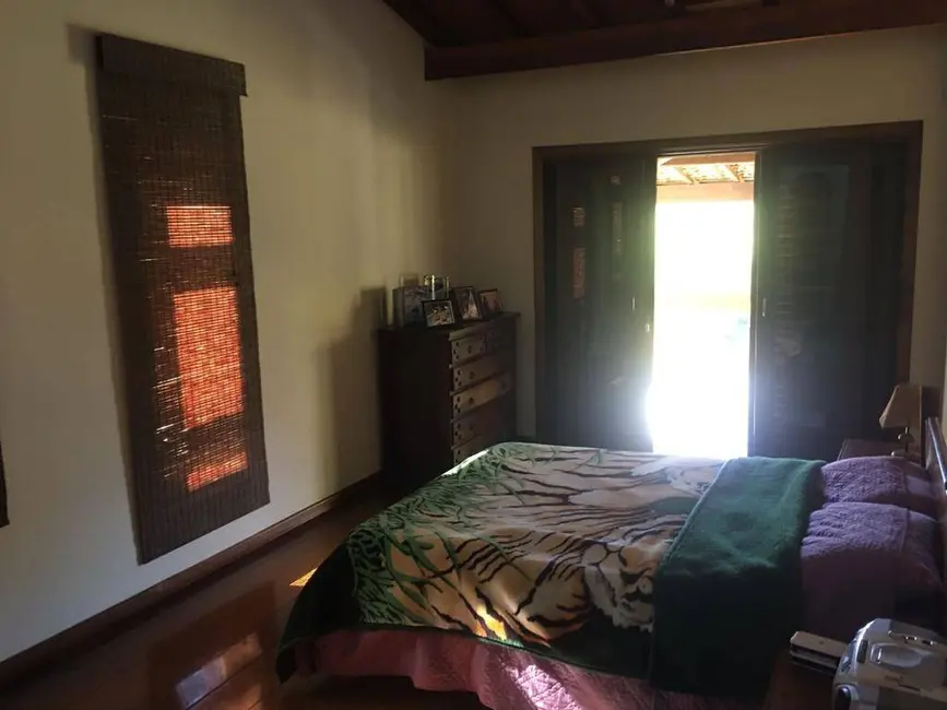 Foto 4 de Chácara com 6 quartos à venda, 450m2 em Mairipora - SP