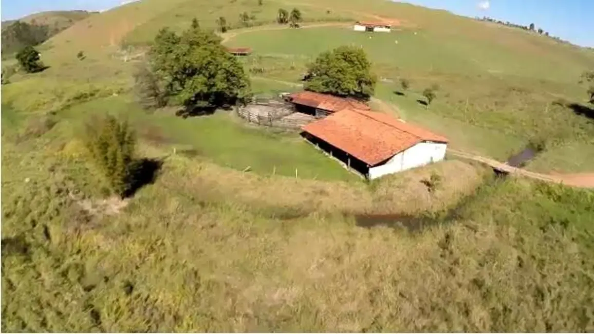 Foto 6 de Fazenda / Haras com 5 quartos à venda, 1000m2 em Sapé I, Cacapava - SP