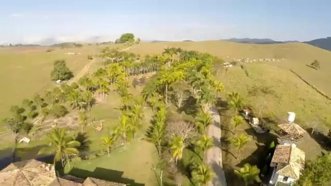 Foto 9 de Fazenda / Haras com 5 quartos à venda, 1000m2 em Sapé I, Cacapava - SP