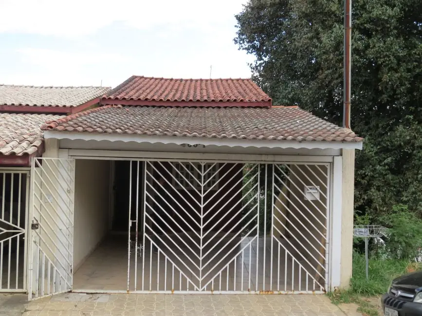 Casa com 3 quartos à venda, 165m2 em Aparecida, Braganca Paulista - SP - imagem 4 Foto 4 de Casa com 3 quartos à venda, 165m2 em Aparecida, Braganca Paulista - SP