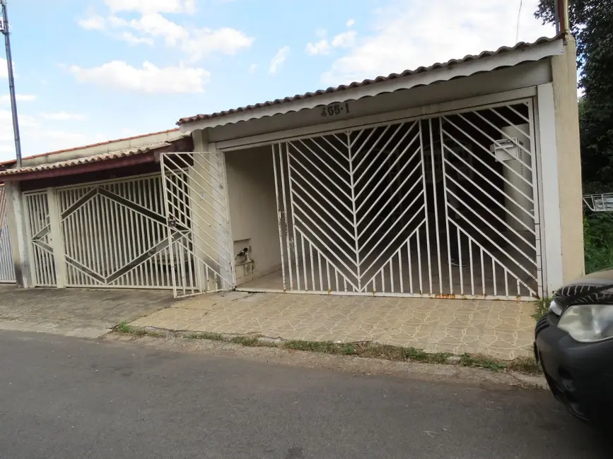 Casa com 3 quartos à venda, 165m2 em Aparecida, Braganca Paulista - SP - imagem 3 Foto 3 de Casa com 3 quartos à venda, 165m2 em Aparecida, Braganca Paulista - SP