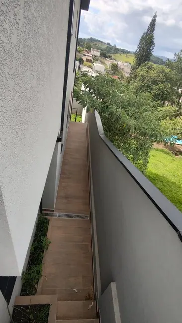 Foto 8 de Casa com 4 quartos à venda, 118m2 em Vila Santa Helena, Atibaia - SP