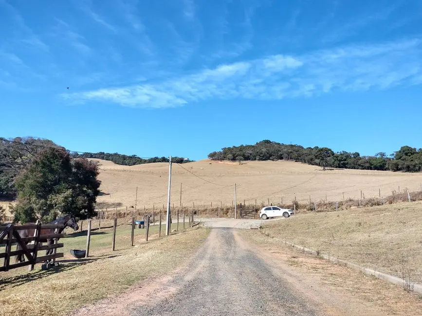 Foto 18 de Chácara à venda, 73m2 em Camanducaia - MG
