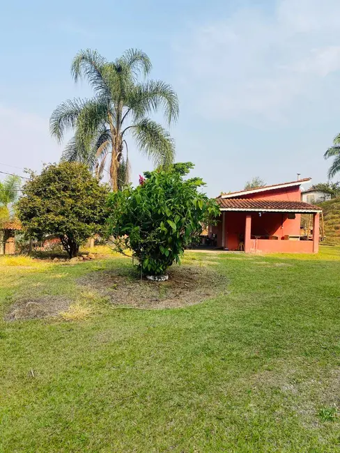 Chácara com 1 quarto à venda, 80m2 em Joanopolis - SP - imagem 3 Foto 3 de Chácara com 1 quarto à venda, 80m2 em Joanopolis - SP