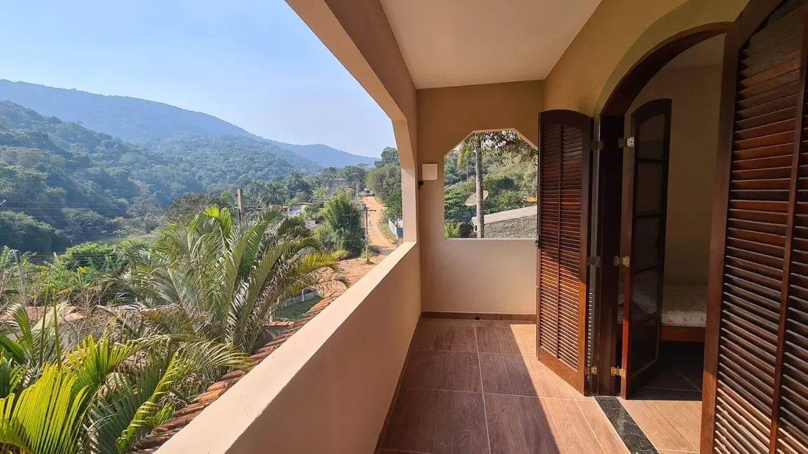 Foto 1 de Chácara com 3 quartos à venda, 198m2 em Mairipora - SP