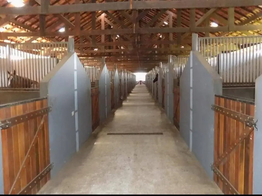 Foto 8 de Fazenda / Haras à venda, 20m2 em Centro, Aguas De Sao Pedro - SP